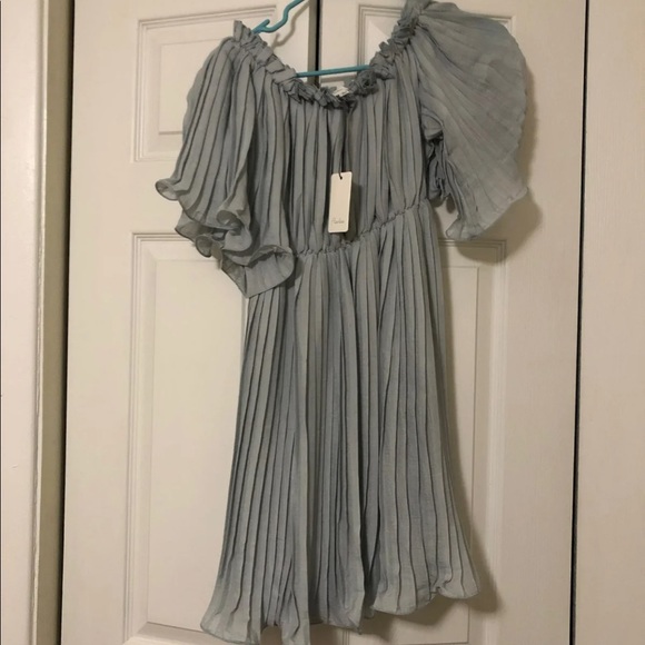 Vici Collection off the shoulder dress - Picture 2 of 5